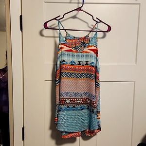 Boho tank flowey Size large